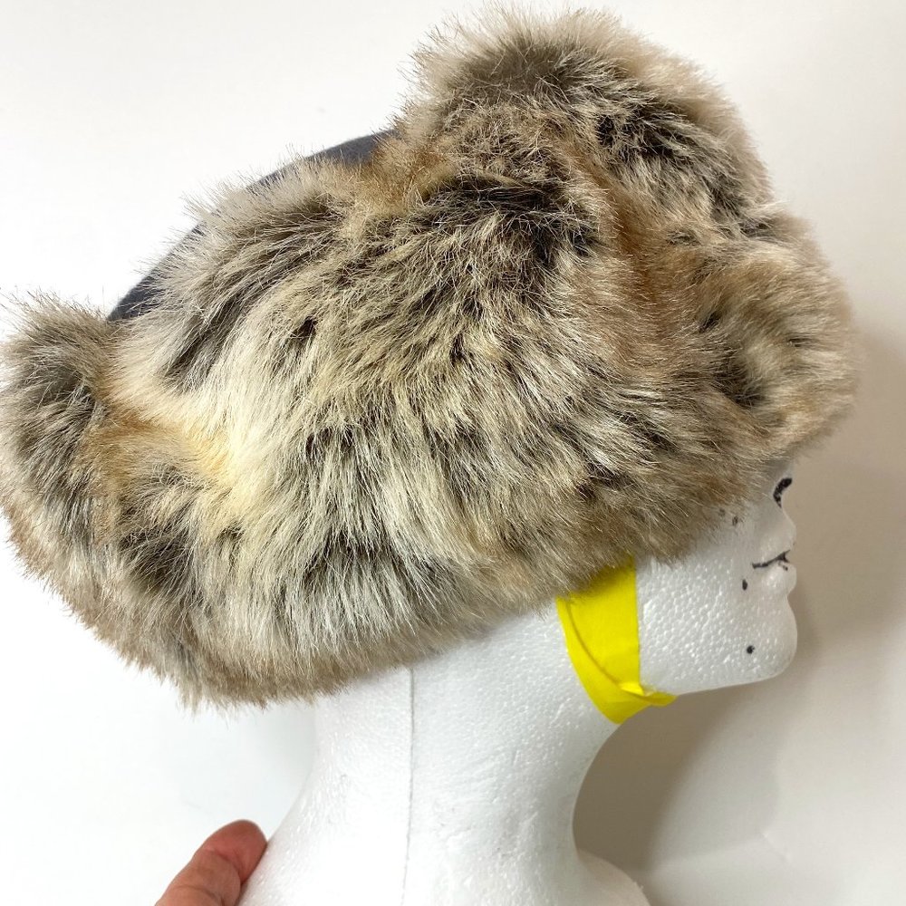 Parkhurst Faux Fur Canada, women's hat OSFM grey with brown faux fur.